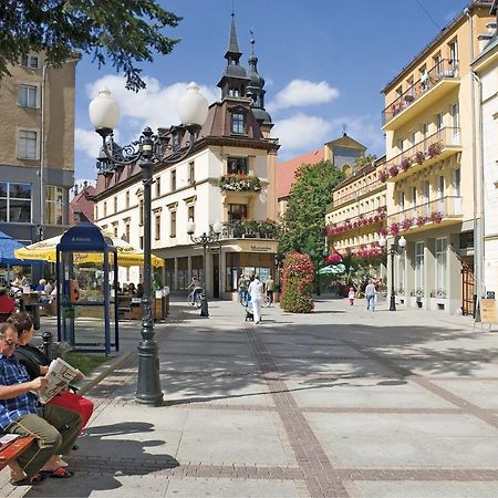 Aparthotel Dom Zdrojowy Jelenia Góra Exterior foto