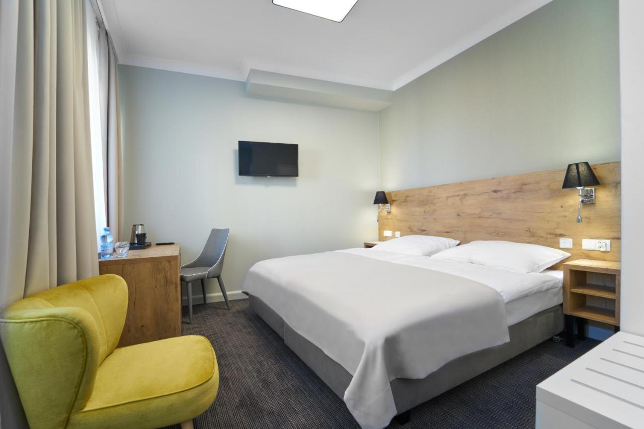 Aparthotel Dom Zdrojowy Jelenia Góra Exterior foto