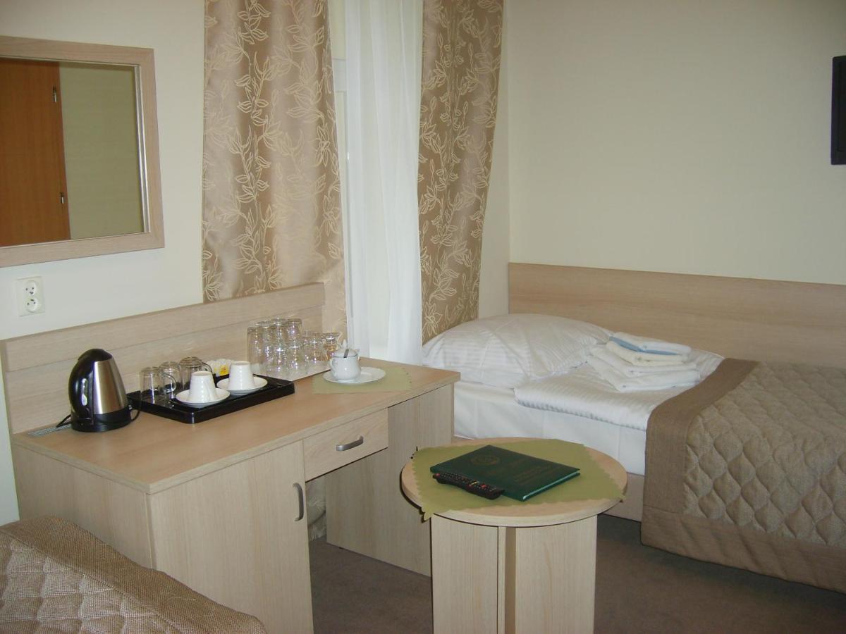 Aparthotel Dom Zdrojowy Jelenia Góra Exterior foto