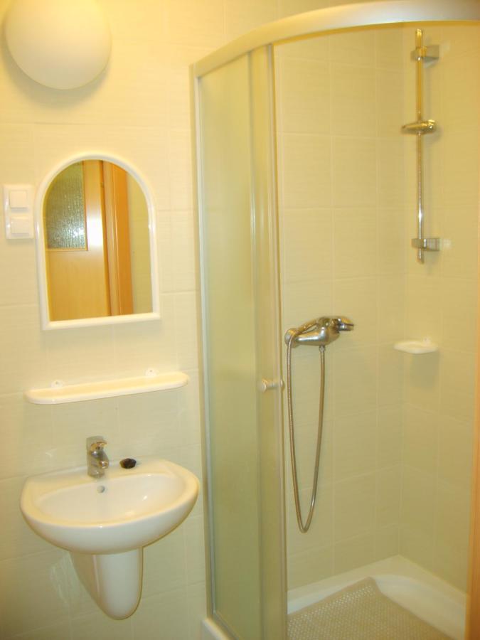 Aparthotel Dom Zdrojowy Jelenia Góra Exterior foto