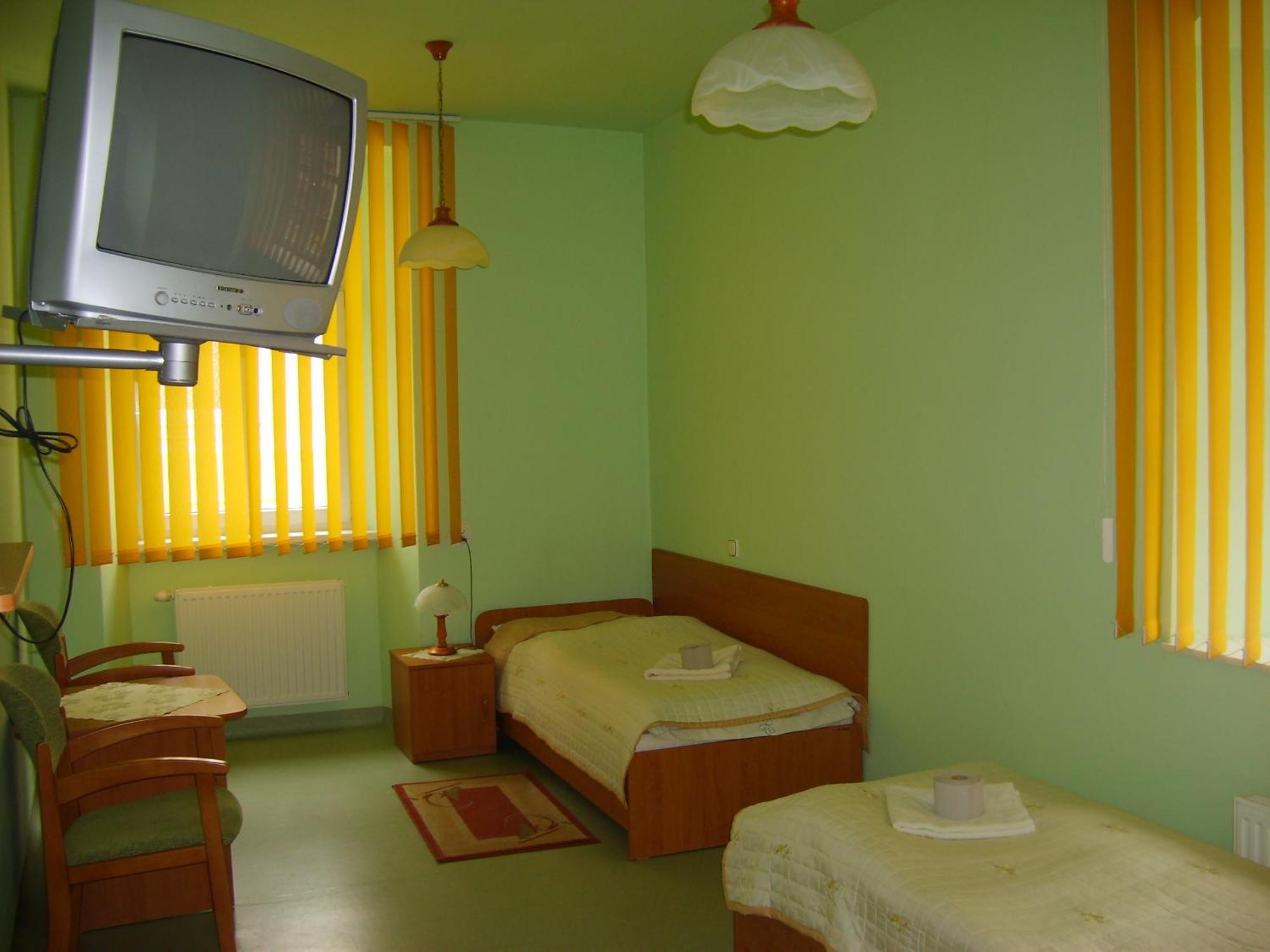 Aparthotel Dom Zdrojowy Jelenia Góra Exterior foto